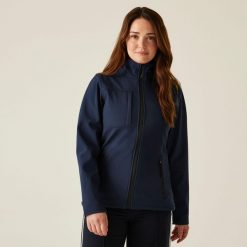 Damska wodoodporna kurtka z kapturem Regatta Octagon II. Niebieskie kurtki sportowe damskie Regatta, na lato, s, bez wzorów, z softshellu, bez ramiączek, z kapturem, trekkingowe. Za 219.99 zł.