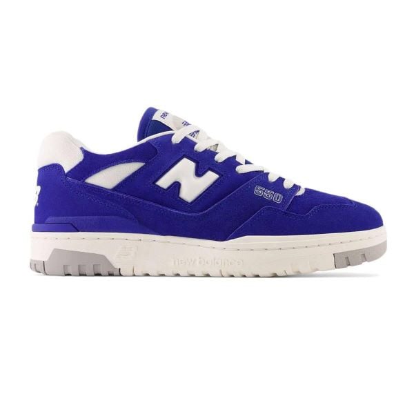 Buty sportowe sneakersy New Balance 550 Granatowe - BB550VNA. Niebieskie buty sportowe męskie New Balance, bez wzorów, bez zapięcia, do koszykówki. Za 675.07 zł.
