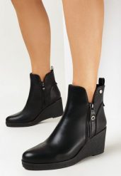 Czarne Botki na Koturnie za Kostkę Anchan. Czarne botki damskie Born2be, bez wzorów, za kostkę, bez obcasa, na koturnie, bez zapięcia. Za 169.99 zł.