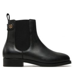 Sztyblety Tommy Hilfiger. Czarne botki damskie Tommy Hilfiger, bez wzorów, bez obcasa, na płaskiej podeszwie, bez zapięcia. Za 469.99 zł.