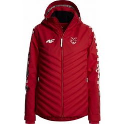Kurtka narciarska damska Chorwacja Pyeongchang 2018 KUDN750 - czerwony wiśniowy. Czerwone kurtki sportowe damskie 4F, na zimę, m, bez wzorów, z dzianiny, bez ramiączek, bez kaptura, narciarskie, Dermizax. W wyprzedaży za 699.99 zł.