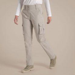 Spodnie trekkingowe damskie Craghoppers NosiLife Jules. Brązowe spodnie sportowe damskie Craghoppers, na lato, bez wzorów, sportowe, trekkingowe. Za 409.99 zł.