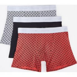 Bokserki 3 pack - Jasny szary. Szare bokserki męskie Reserved, bez wzorów. W wyprzedaży za 39.99 zł.
