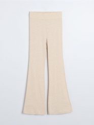 Legginsy high waist z rozszerzanymi nogawkami - wielobarwny. Legginsy damskie Sinsay, bez wzorów. Za 39.99 zł.