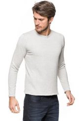MĘSKI SWETER TOM TAILOR CABLE CREW-NECK SWEATER. Szare swetry męskie Tom Tailor, m, bez wzorów, eleganckie, bez kołnierzyka, bez ramiączek. W wyprzedaży za 59.99 zł.