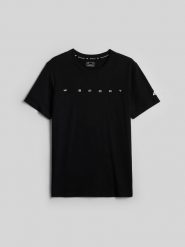 4F T-shirt regular z nadrukiem męski - czarny XL. Czarne t-shirty męskie 4F, m, bez wzorów, z bawełny, bez kołnierzyka, bez ramiączek. Za 59.99 zł.