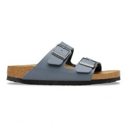 BIRKENSTOCK Arizona BF Basalt Gray Klapki damskie. Szare klapki damskie Birkenstock, na lato, bez wzorów, z materiału, klasyczne, bez obcasa, bez zapięcia. Za 349.99 zł.