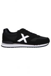 Tenisówki Munich Model Dash 103 Kolor Czarny. Czarne trampki i tenisówki damskie munich, bez wzorów, z materiału, bez zapięcia. Za 315.40 zł.