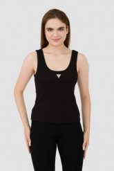 GUESS Czarny top Ribbed Knit Tank. Czarne topy damskie Guess, s, z aplikacjami, bez kołnierzyka, bez ramiączek. W wyprzedaży za 160.99 zł.