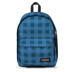 Plecak Eastpak Out Of Office. Niebieskie plecaki męskie Eastpak, bez wzorów, ze skóry, młodzieżowe. Za 286.65 zł.