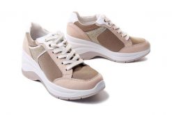 IGI&CO 16560 11 visone, półbuty/sneakersy damskie. Brązowe półbuty damskie IGI&CO, w ażurowe wzory, bez obcasa, na koturnie, bez zapięcia. Za 233.94 zł.