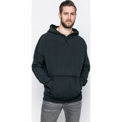 Review - Bluza. Czarne bluzy męskie Review, l, bez wzorów, z bawełny, bez ramiączek, z kapturem. W wyprzedaży za 129.90 zł.