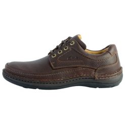 Tenisówki Clarks Model 44177 Kolor Brązowy. Brązowe trampki męskie Clarks, bez wzorów, ze skóry, bez zapięcia. Za 579.70 zł.
