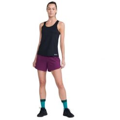Damski aerodynamiczny tank top 2XU Aero. Czarne topy damskie 2XU, bez wzorów, sportowe, bez kołnierzyka, bez ramiączek. Za 149.90 zł.