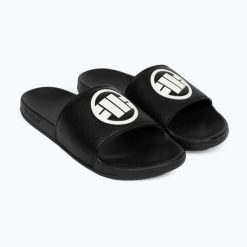 Klapki męskie Pitbull Logo. Czarne klapki męskie PITBULL, bez wzorów, z materiału, bez zapięcia. Za 109.99 zł.