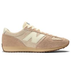 Buty unisex New Balance U471PSC – beżowe. Brązowe buty sportowe męskie New Balance, bez wzorów, z jeansu, bez zapięcia, trekkingowe. Za 449.99 zł.