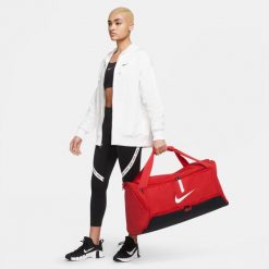 Torba Nike Academy Team Football Duffel Bag (Medium), Dla obu płci. Czerwone torby sportowe męskie Nike, bez wzorów, z poliesteru. Za 139.99 zł.