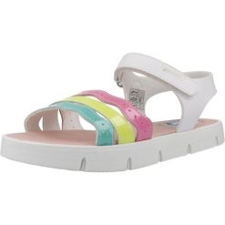 Sandały PABLOSKY 441104P Biały. Białe buty zimowe męskie Pablosky, bez wzorów, ze skóry, bez obcasa, bez zapięcia. Za 246.99 zł.