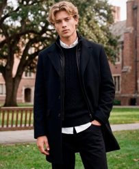 Superdry Tailored Two-in-One Town Coat płaszcz wełniany slim czarny. Czarne płaszcze damskie Superdry, l, bez wzorów, z materiału, bez kołnierzyka, bez kaptura. Za 798.50 zł.