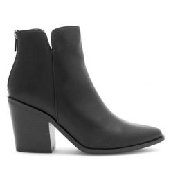 Botki Jenny Fairy. Czarne botki damskie Jenny Fairy, bez wzorów, bez obcasa, na słupku, bez zapięcia. Za 109.99 zł.