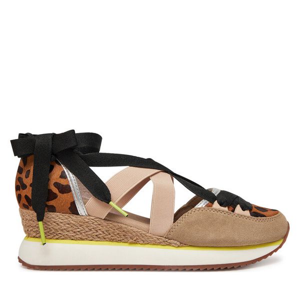 Półbuty Gioseppo. Brązowe półbuty damskie Gioseppo, bez wzorów, bez obcasa, na płaskiej podeszwie, bez zapięcia. Za 229.99 zł.