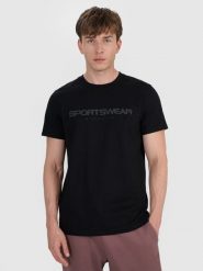 4F T-shirt regular z nadrukiem męski - czarny L. Czarne t-shirty męskie 4F, l, bez wzorów, z bawełny, bez kołnierzyka, bez ramiączek. Za 59.99 zł.