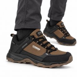 Buty męskie sportowe trekkingowe DK PREDATOR LOW SOFTSHELL. Brązowe trekkingi męskie DK, z jeansu, bez zapięcia. Za 219.00 zł.