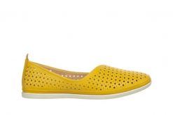 Baleriny Bayla-161 158 23203 Tetris 161481, Żółty, Skóra naturalna - 37. Żółte balerinki damskie Bayla, na lato, w ażurowe wzory, z materiału, bez obcasa, bez zapięcia. W wyprzedaży za 152.10 zł.