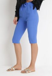 Granatowe Szorty za Kolano z Szeroką Gumką w Talii z Materiałowym Paskiem Kamaiza. Niebieskie szorty damskie Born2be, bez wzorów, z materiału, plus size. Za 19.99 zł.