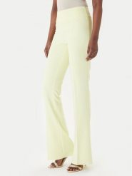 Rinascimento Spodnie materiałowe CFC0127876003 Żółty Slim Fit. Żółte spodnie materiałowe damskie Rinascimento, bez wzorów, z materiału. Za 439.99 zł.