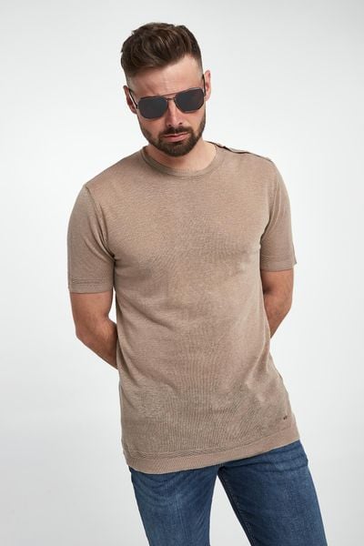 T-shirt męski lniany LIU JO. T-shirty męskie Liu Jo, m, bez wzorów, ze lnu, bez kołnierzyka, bez ramiączek. W wyprzedaży za 431.20 zł.