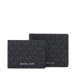 Portfel MICHAEL Michael Kors. Czarne portfele męskie MICHAEL Michael Kors, bez wzorów. Za 569.99 zł.