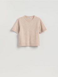 Wełniany sweter - beżowy. Brązowe swetry nierozpinane damskie Reserved, l, bez wzorów, z dzianiny, bez kołnierzyka, bez ramiączek. Za 139.99 zł.