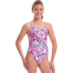 Amanzi Manchurian Magic Swimsuit Women'S - Size 38. Czerwone stroje kąpielowe damskie AMANZI, s, bez wzorów. Za 1,251.61 zł.