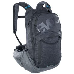 Plecak Evoc trail pro 16. Czarne plecaki męskie EVOC, bez wzorów, sportowe. W wyprzedaży za 871.45 zł.