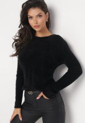 Czarny Dopasowany Sweter z Dzianiny w Prążki Corde. Czarne swetry nierozpinane damskie Born2be, bez wzorów, z dzianiny, eleganckie, bez kołnierzyka, bez ramiączek. Za 49.99 zł.