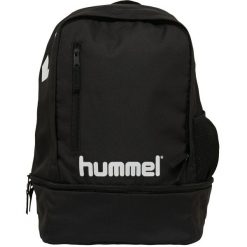 Plecak sportowy Hummel Promo Back Pack z podwójnym dnem True Red. Czerwone plecaki męskie Hummel, bez wzorów, sportowe. Za 118.00 zł.