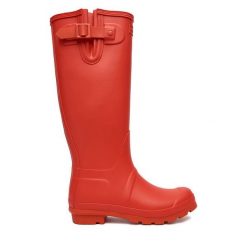 Kalosze Hunter. Czerwone kalosze damskie Hunter, bez wzorów, bez zapięcia. Za 349.99 zł.