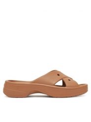 Crocs Klapki Cross Strap 210840 Brązowy. Brązowe klapki damskie Crocs, bez wzorów, z tworzywa sztucznego, bez obcasa, bez zapięcia. Za 179.99 zł.