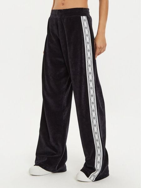 Hugo Spodnie dresowe 50522807 Czarny Regular Fit. Czarne spodnie dresowe damskie Hugo, bez wzorów, z bawełny. Za 399.99 zł.