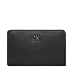 Portfel Calvin Klein. Czarne portfele damskie Calvin Klein. Za 209.99 zł.