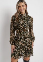 Beżowo-Zielona Rozkloszowana Sukienka Mini w Modny Print Ozdobiona Brokatem Ifigentta. Brązowe sukienki damskie Born2be, na imprezę, l, bez wzorów, bez kołnierzyka, bez ramiączek, mini, rozkloszowane. Za 169.99 zł.