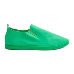 Damskie Tenisówki Trampki Slip-On Zielone Lovinia. Zielone trampki i tenisówki damskie bez wzorów, bez zapięcia. Za 95.05 zł.