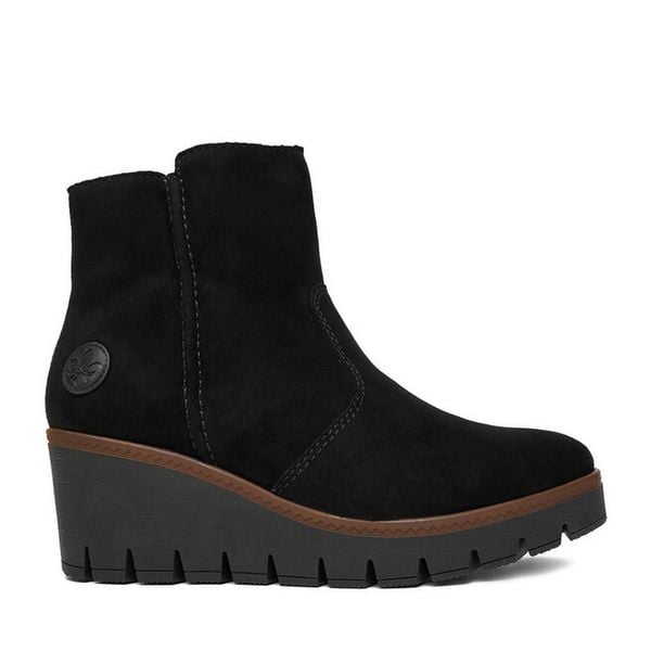 Botki Rieker. Czarne botki damskie Rieker, bez wzorów, bez obcasa, na koturnie, bez zapięcia. Za 419.99 zł.