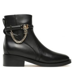 Botki MICHAEL Michael Kors. Czarne botki damskie MICHAEL Michael Kors, bez wzorów, bez obcasa, na płaskiej podeszwie, bez zapięcia. Za 2,569.00 zł.