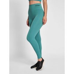 Damskie wysokie legginsy Hummel TIF. Zielone legginsy damskie Hummel, bez wzorów, z dzianiny. Za 101.00 zł.