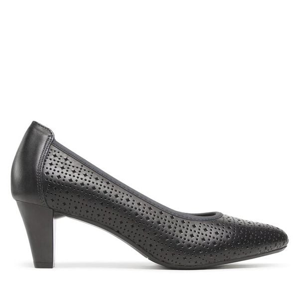 Czółenka Lasocki. Czerwone czółenka damskie Lasocki, bez wzorów, bez obcasa, bez zapięcia. Za 159.99 zł.