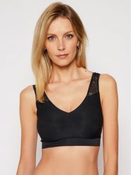 Czarne Bawełniane Spodnie High Waist w Klasycznym Stylu Arivora. Czarne spodnie materiałowe damskie Renee, bez wzorów, z bawełny, eleganckie, z podwyższonym stanem. W wyprzedaży za 119.99 zł.