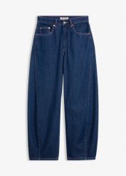 Jeansy o kroju balonowym, high waist. Niebieskie jeansy damskie bonprix, bez wzorów, z jeansu, z podwyższonym stanem. Za 129.99 zł.