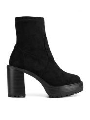 Nine West Botki WFA3375-1 Czarny. Czarne botki damskie Nine West, bez wzorów, z materiału, bez obcasa, na słupku, bez zapięcia. Za 299.99 zł.